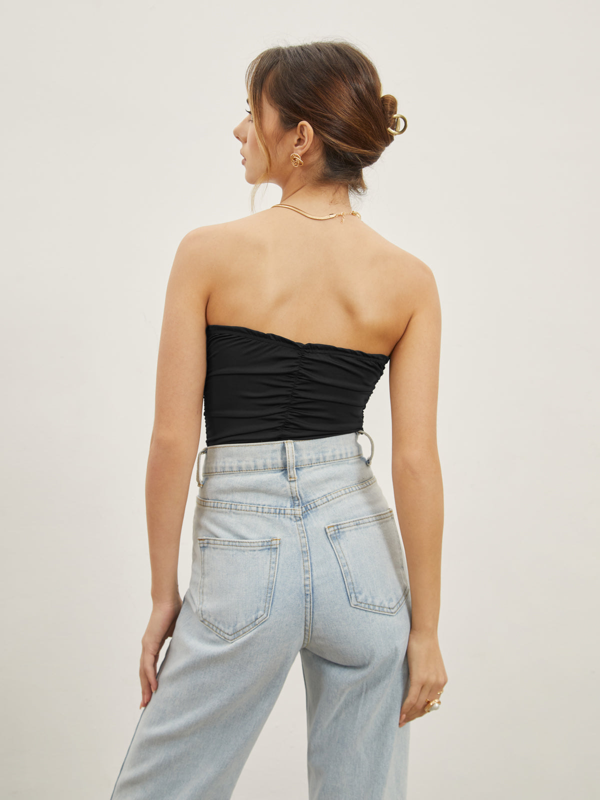 Stroppeløs bøylebustier-topp
