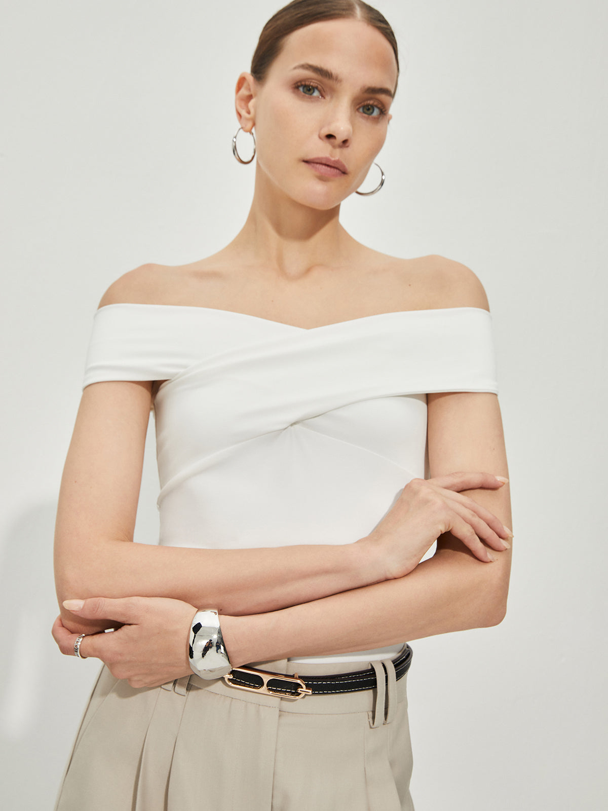 Elegante T-skjorter med bare skuldre
