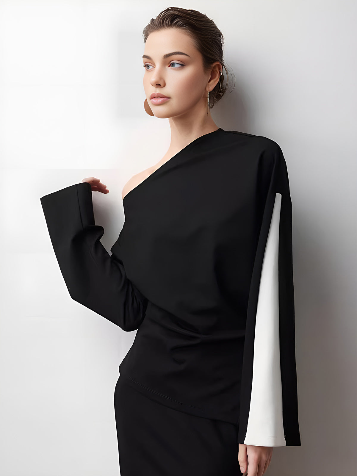 Asymmetrisk jersey-t-skjorte med fargeblokker