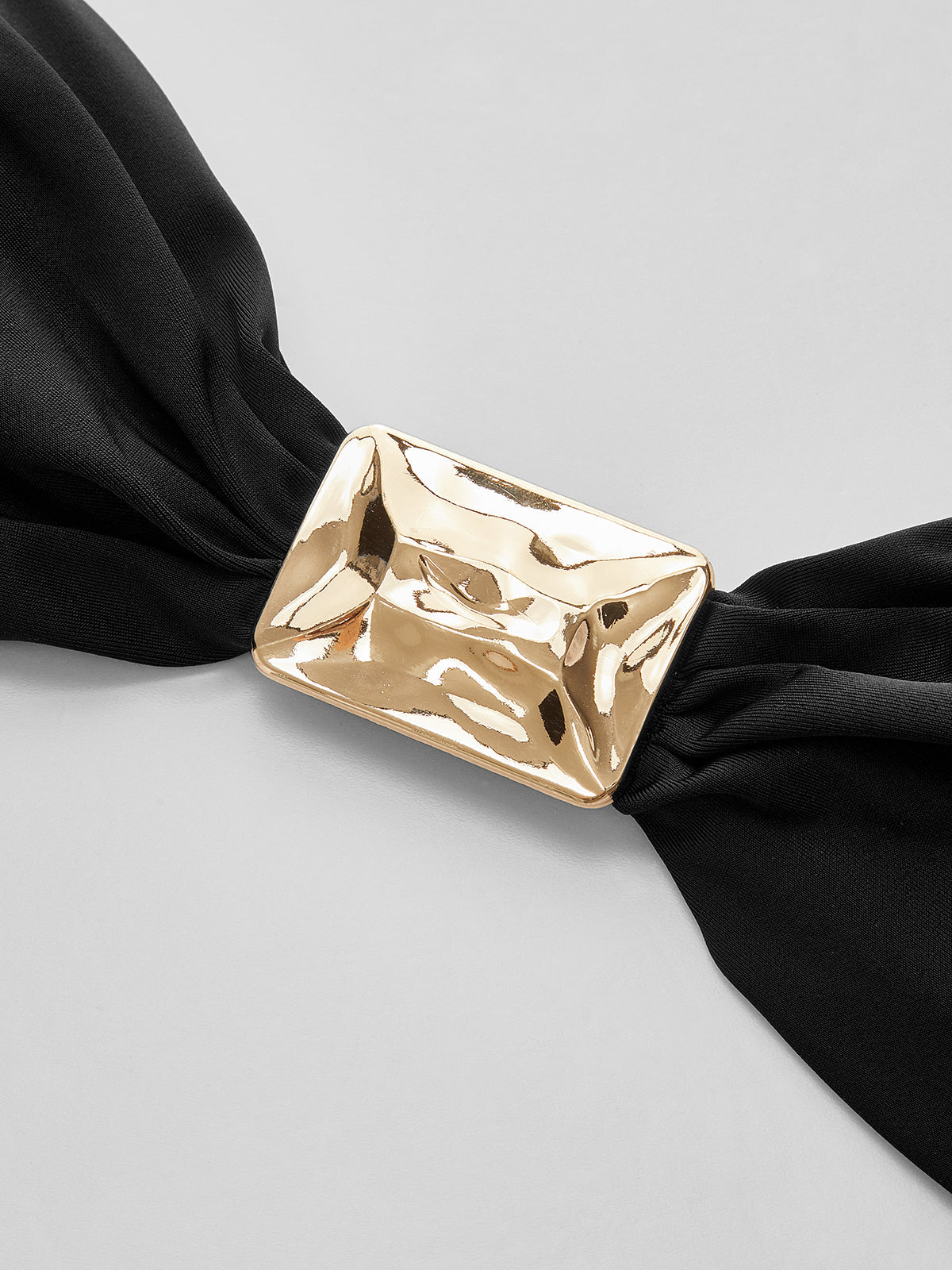 Metallisk rosettbandeau-bikinitop