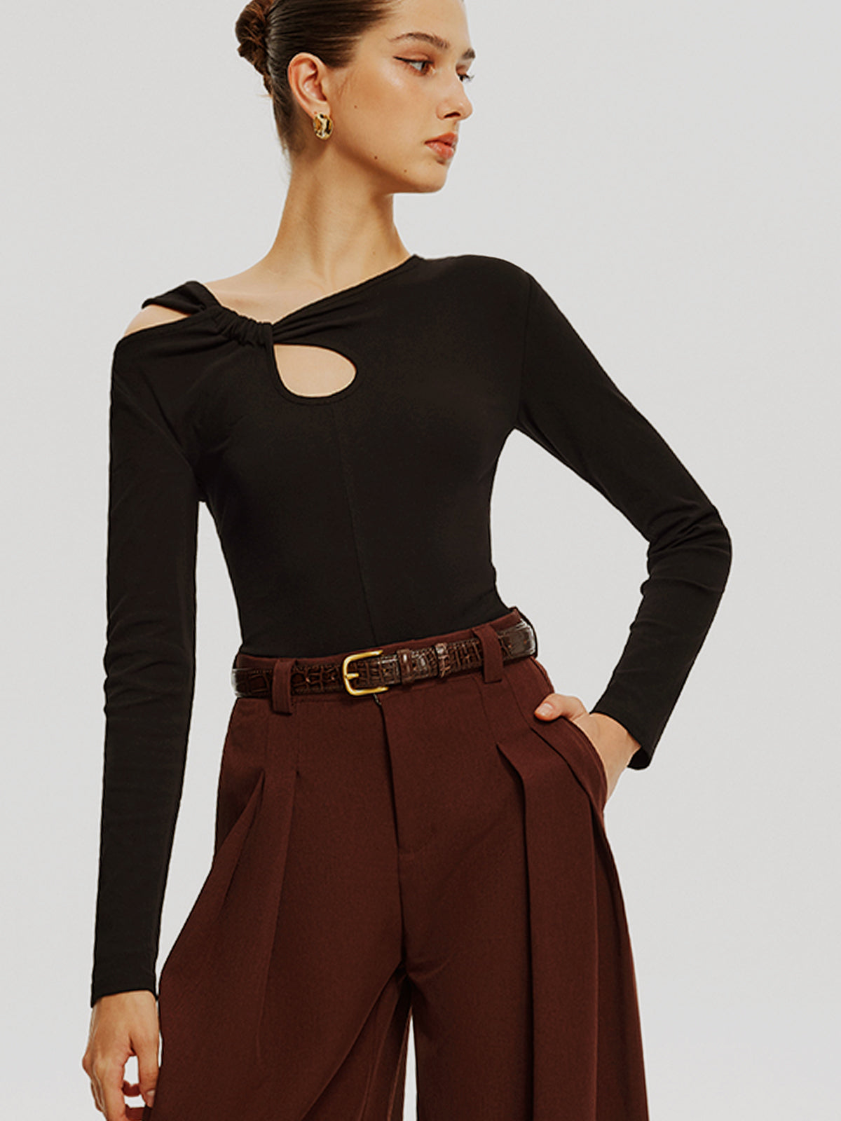Asymmetrisk knuten jerseytopp 
