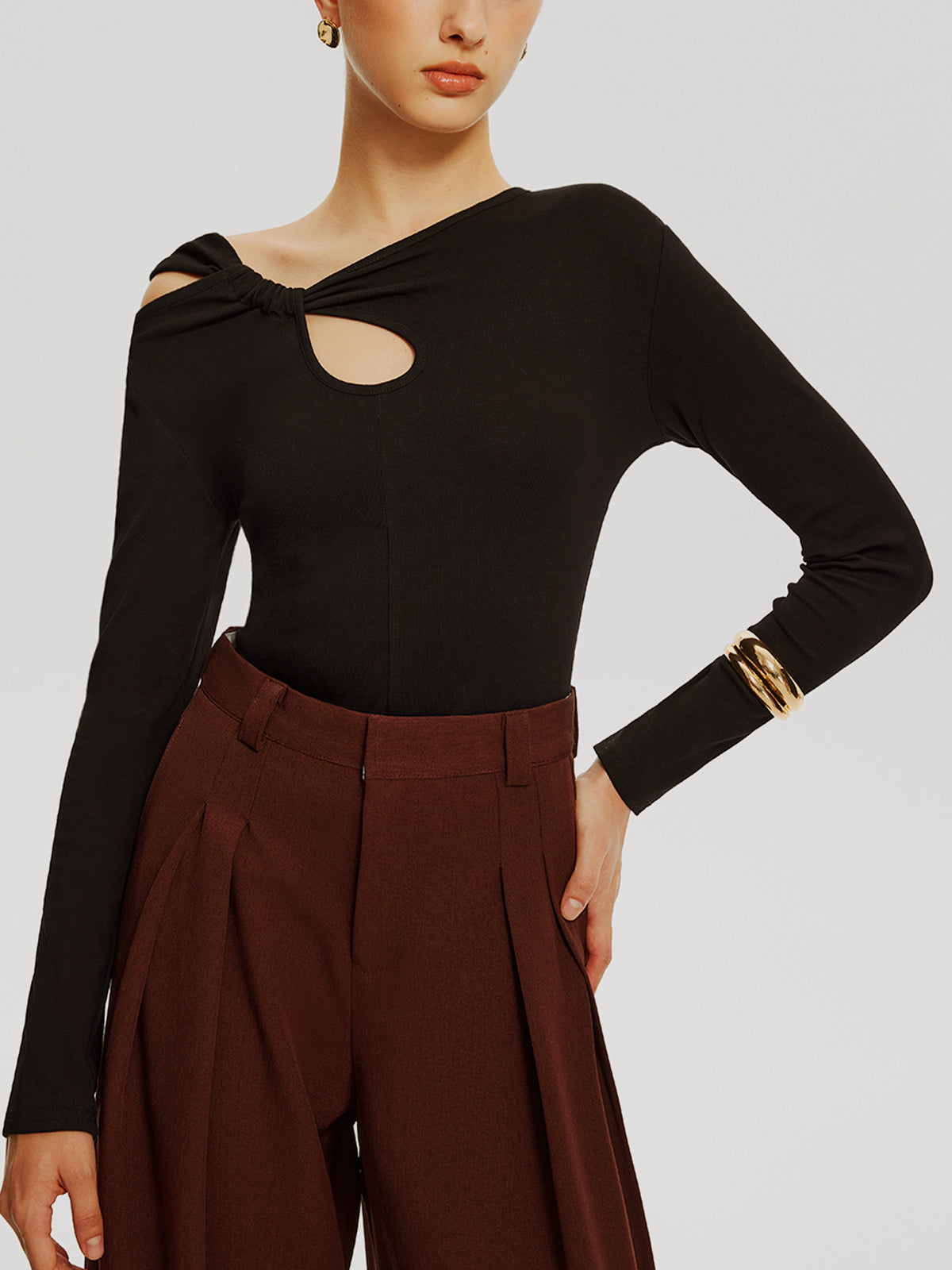 Asymmetrisk knuten jerseytopp 