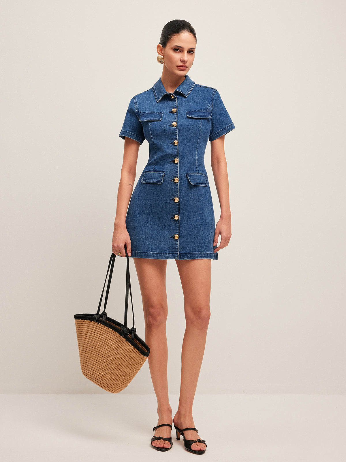 Kjole med knapper i denim 